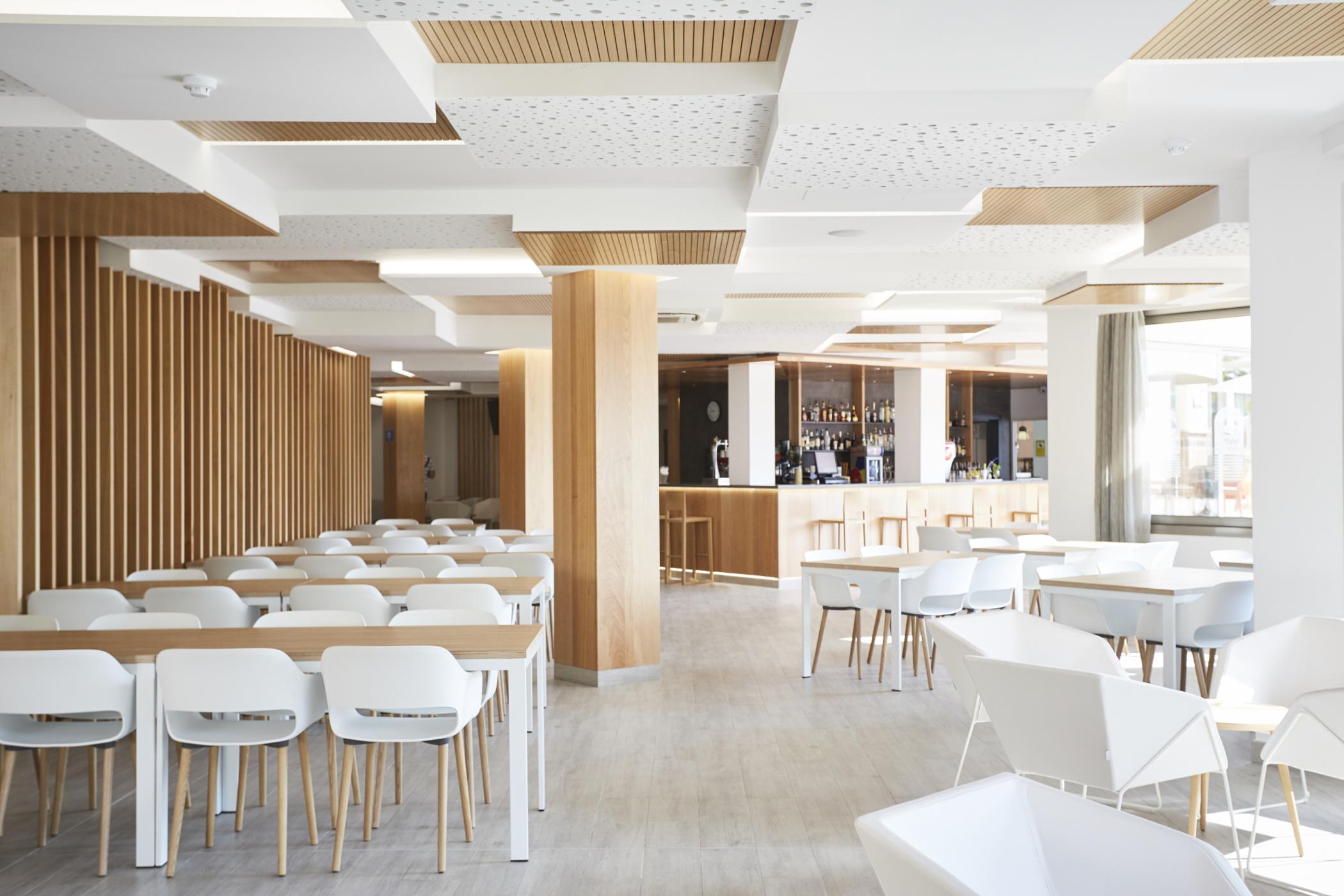 Invisa Hotel Es Pla - Adults Only Sant Antoni de Portmany Екстериор снимка
