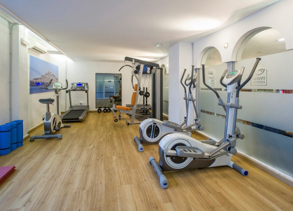 Invisa Hotel Es Pla - Adults Only Sant Antoni de Portmany Стая снимка