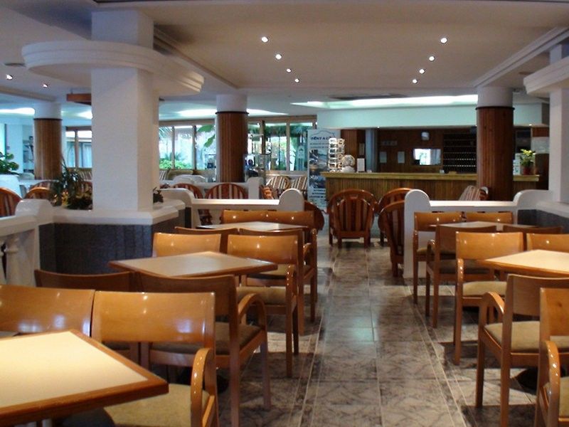 Invisa Hotel Es Pla - Adults Only Sant Antoni de Portmany Екстериор снимка