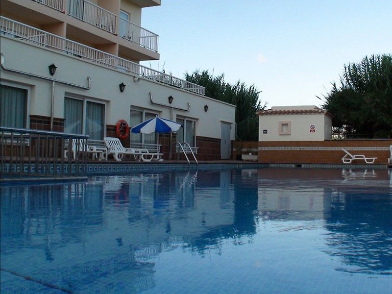 Invisa Hotel Es Pla - Adults Only Sant Antoni de Portmany Екстериор снимка