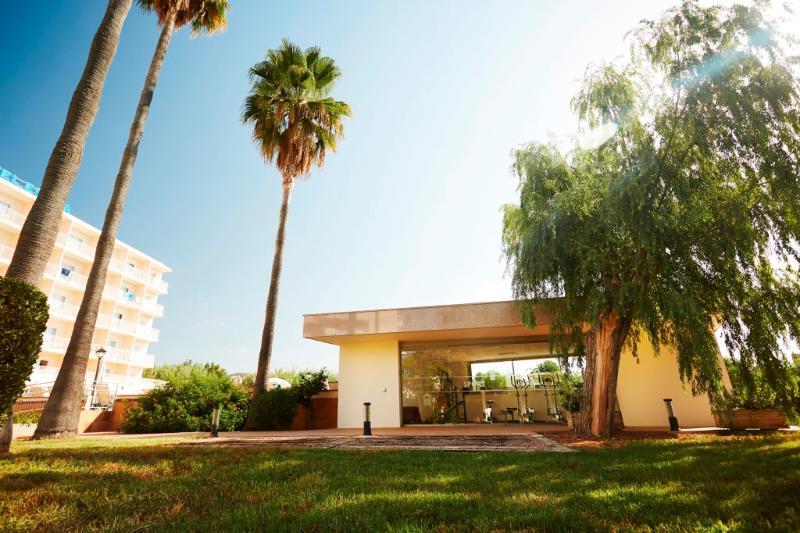 Invisa Hotel Es Pla - Adults Only Sant Antoni de Portmany Екстериор снимка