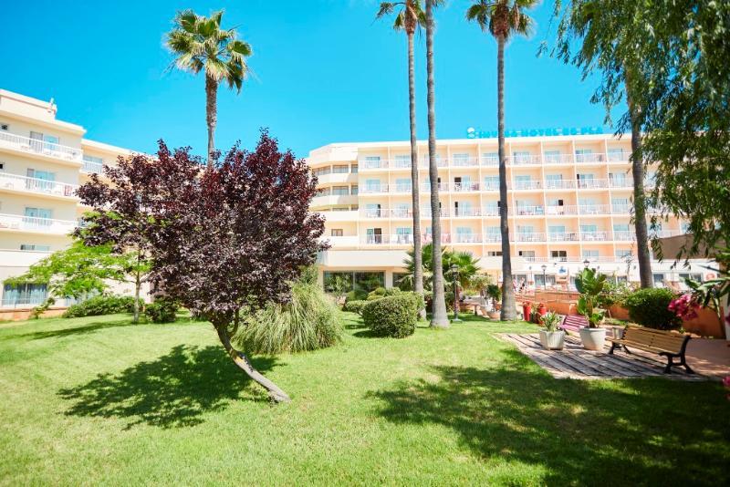 Invisa Hotel Es Pla - Adults Only Sant Antoni de Portmany Екстериор снимка